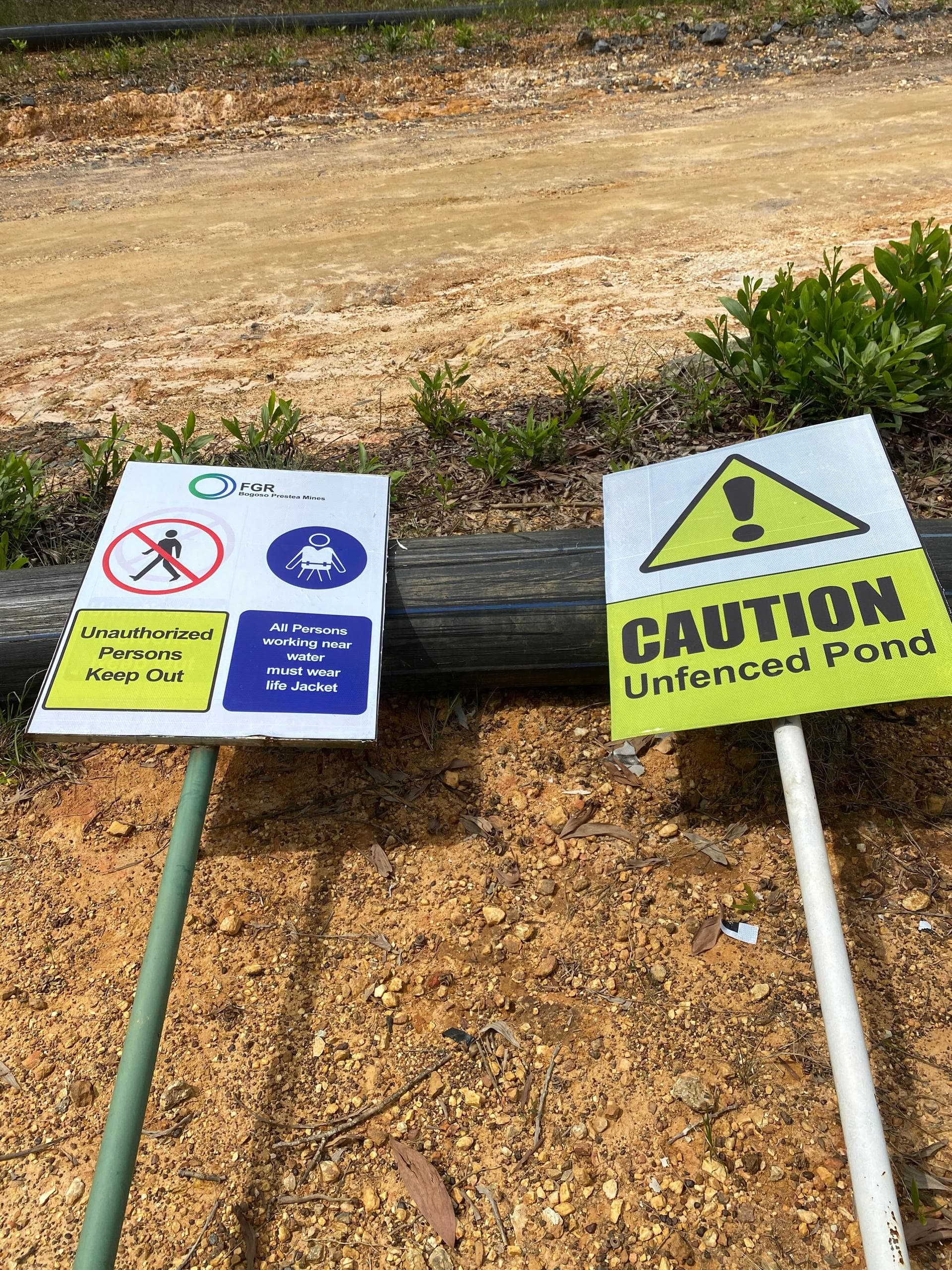 Road Signs Construction - Image 4