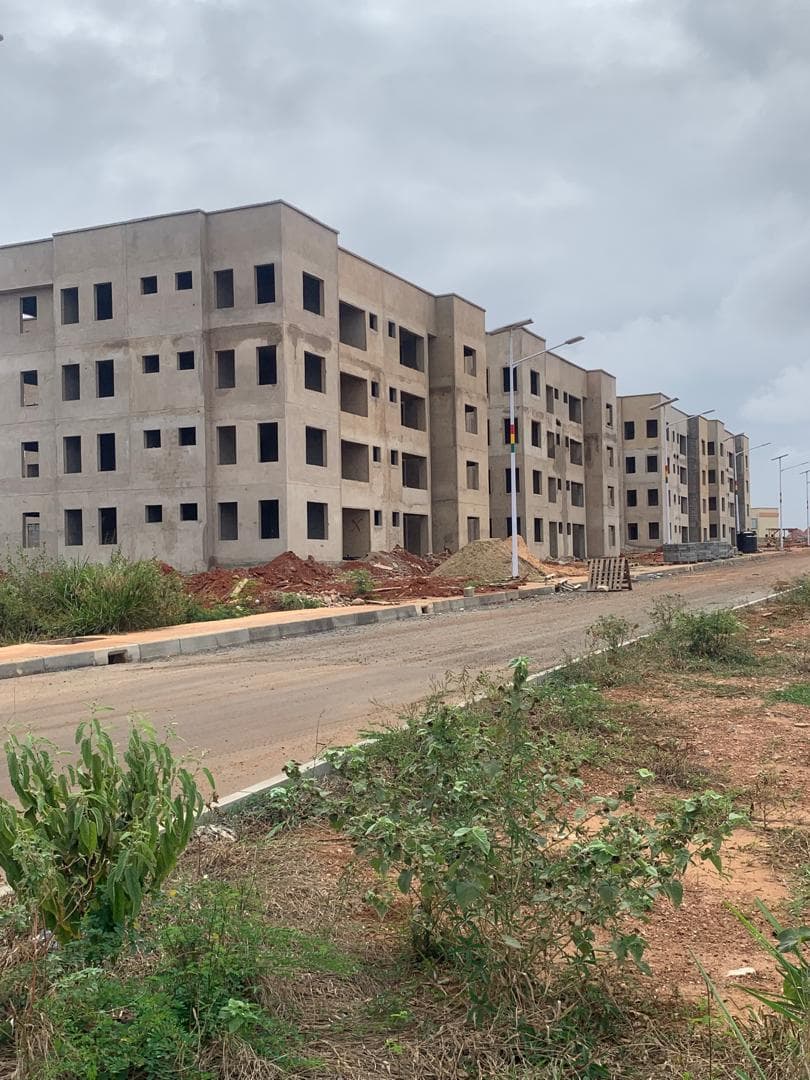 Officers Residential Buildings - Image 9